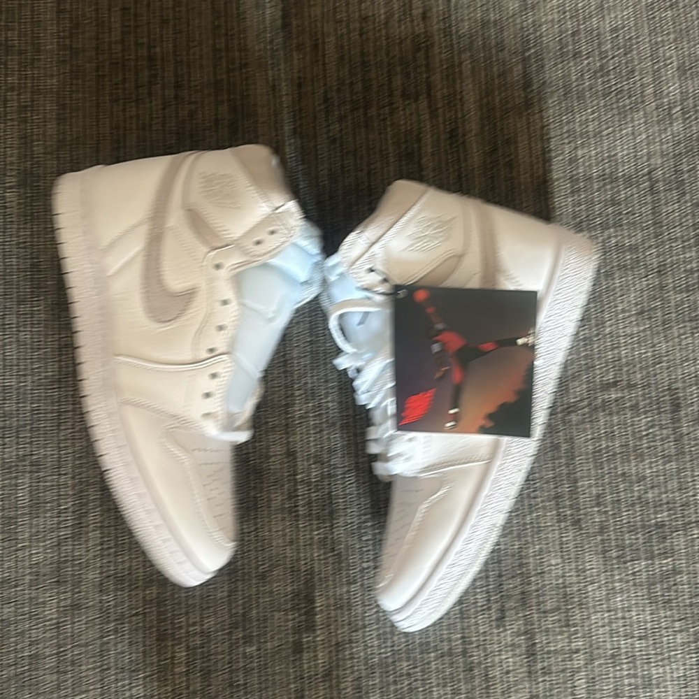 White and grey 85 Jordan 1